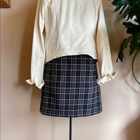 American Rag Distressed Jean Jacket - Picture 3 of 8